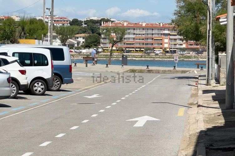 Piso en avenida de Montgó