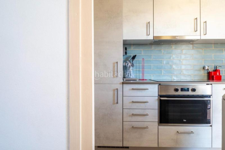 Apartamento piso en muy buen estado con vistas despejadas en Escala (L´)