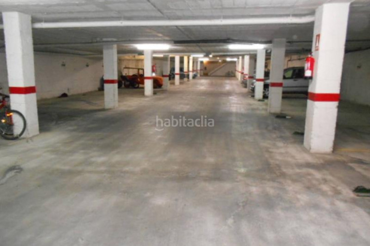 Piso en narcís monturiol 15 piso en venta en com. els pins en Escala (L´)