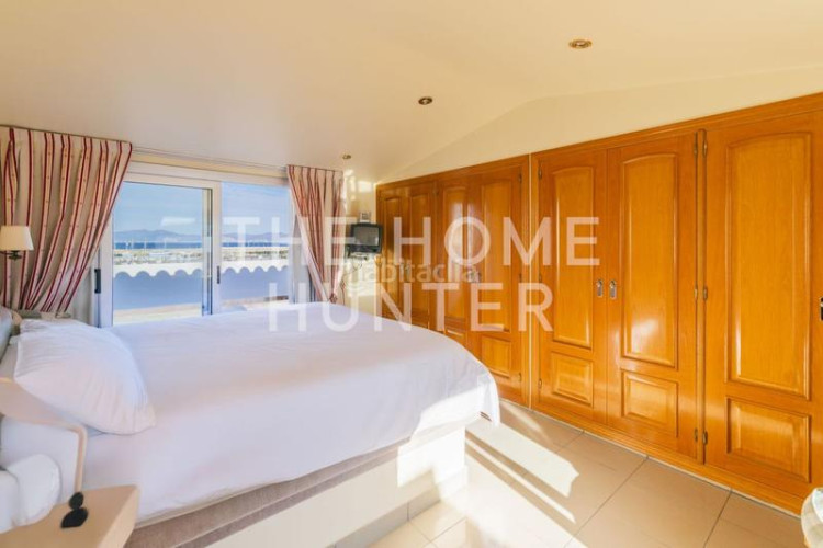 Ático  de 214 m2 con vistas y terraza en venta en escala, l en Escala (L´)