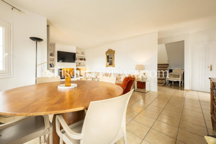 Casa  con vistas al mar y a la montaña - puig sec en Escala (L´)