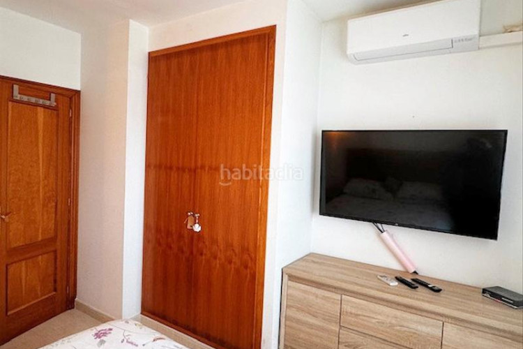 Chalet villa con piscina privada, de primera calidad en Escala (L´)