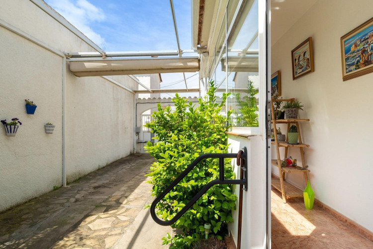 Casa independiente en Barrio Riells