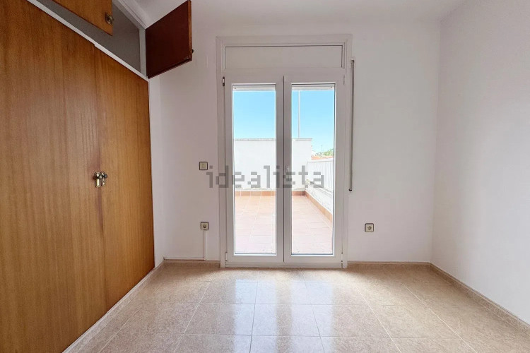 Piso en avenida de Montgó