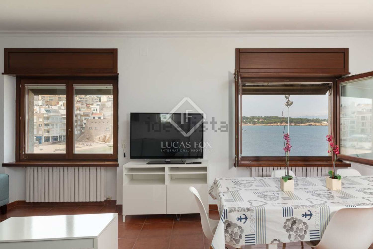 Chalet pareado en calle de la Torre