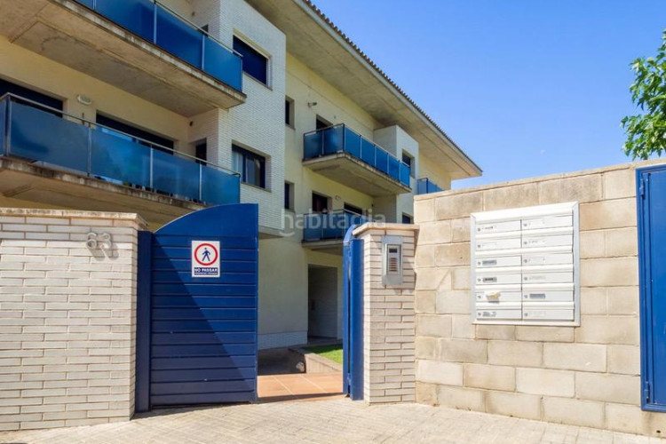 Dúplex fantástico dúplex a solo 650m de la playa y junto a todos los servicios! en Escala (L´)