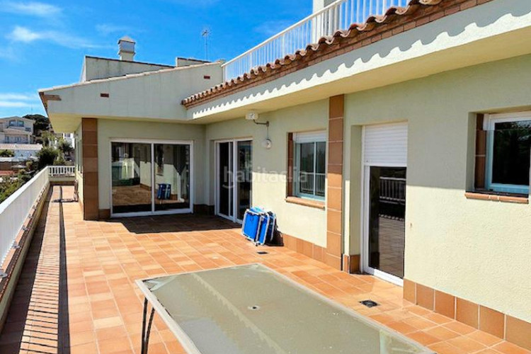 Ático en passatge mar jardín-1 33 ático dúplex con espectacular vista, en Escala (L´)