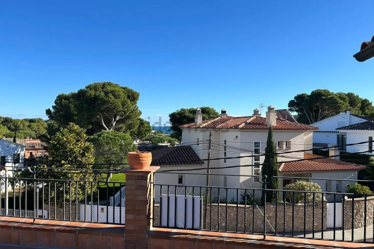 Casa independiente en calle Muga s/n