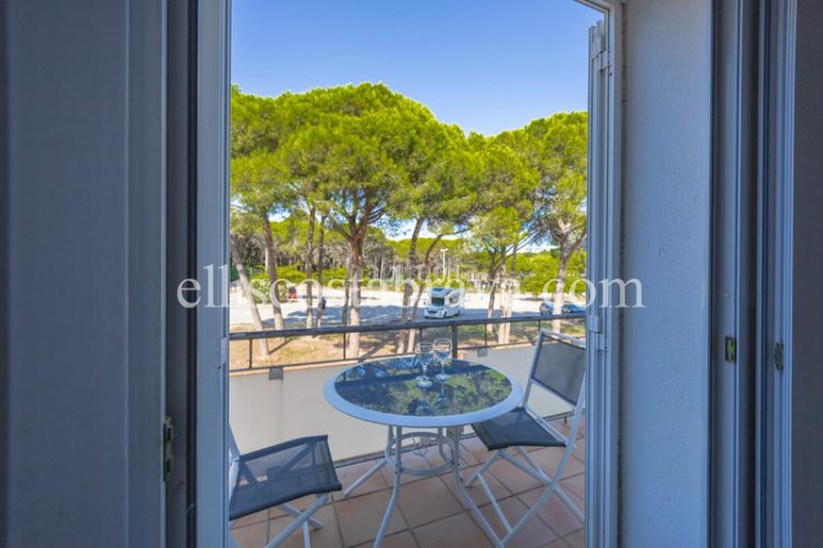 Piso ???en exclusiva - magnífico apartamento en cala Montgó en Escala (L´)