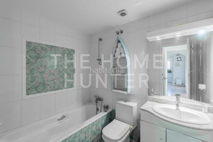 Ático  de 133 m2 con terraza en venta en escala, l en Escala (L´)
