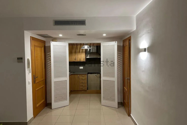 Precioso apartamento de planta baja frente el puerto de l'Escala!