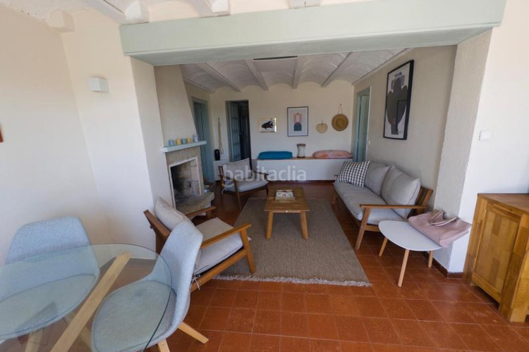 Casa  en cala Montgó con piscina y vistas, a solo 180 m del mar en Escala (L´)