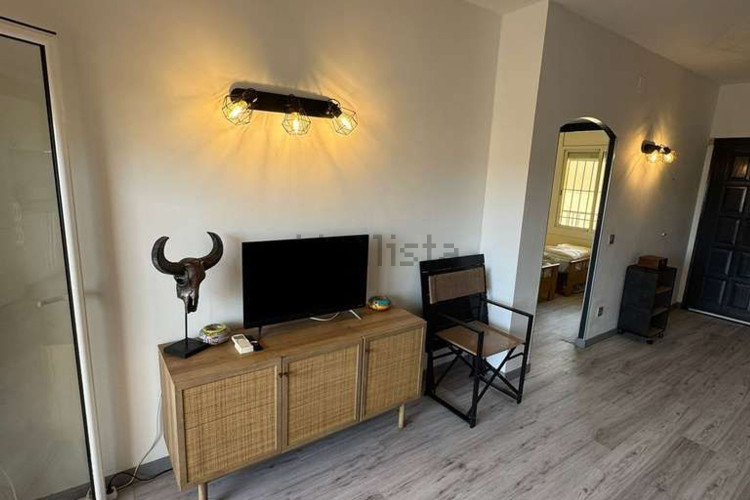 Piso en avenida de Montgó