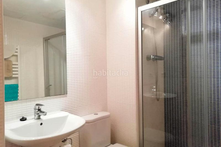 Piso apartamento 114m², vista mar, primera línea, con licencia turistico en Escala (L´)