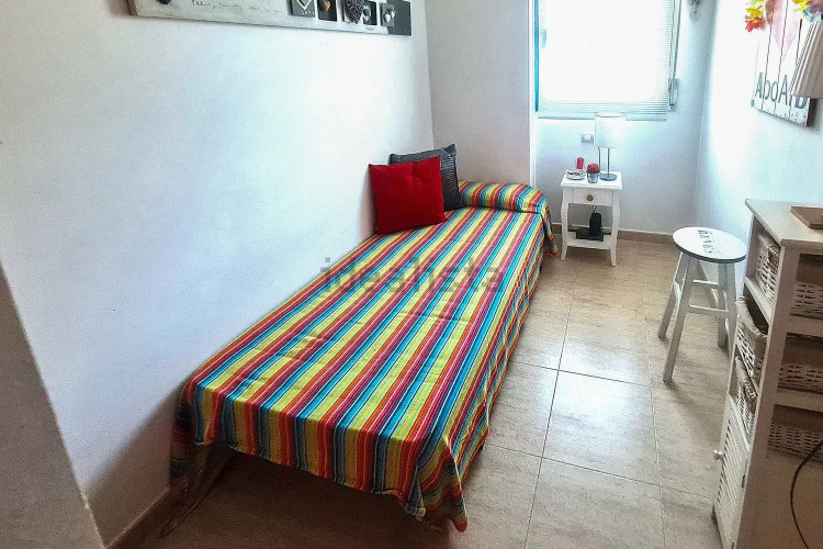 PISO EN PLANTA BAJA A 1 MINUTO DE LA PLAYA DE RIELLS Y DEL PUERTO ¡CON LICENCIA DE ALQUILER TURÍS