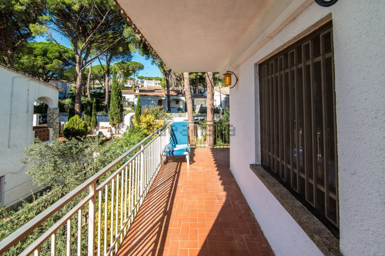 Casa independiente en calle Olives, 25