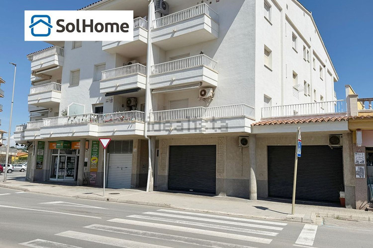 Piso en avenida de Montgó