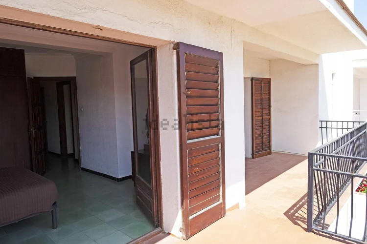 Chalet adosado en avenida de Girona