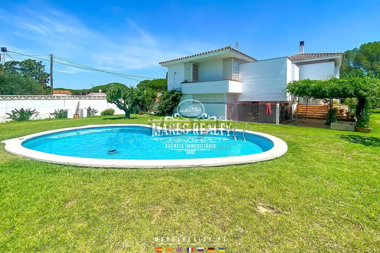 Casa independiente en Barrio Riells