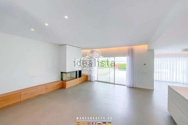Casa independiente en Barrio Port - Les Planasses