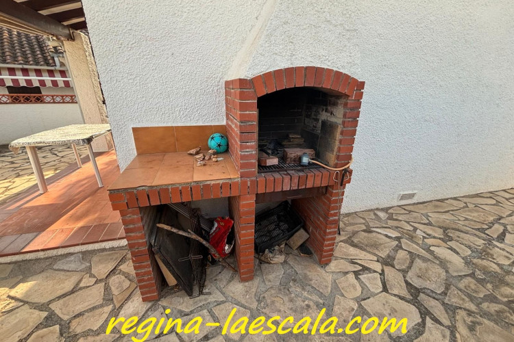 Carrer Armallada, Riells