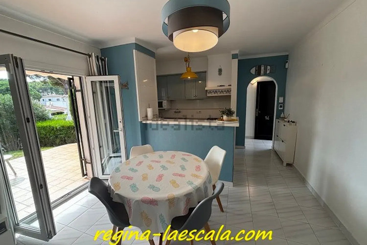 Chalet adosado en calle Onyar