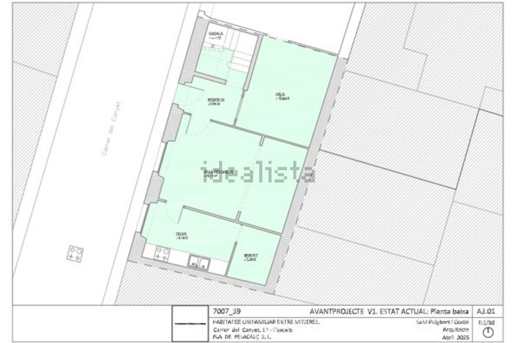 Chalet adosado en calle Canyet