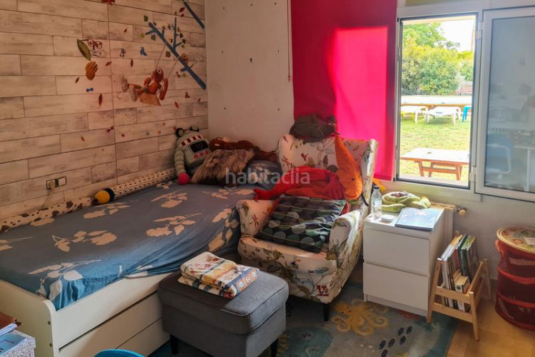 Chalet en carrer barcelona 42 casa a 200 metros de la playa con gran jardín y piscina en Escala (L´)