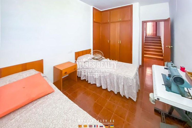 Casa preciosa casa a 4 vientos con gran parcela en Escala (L´)
