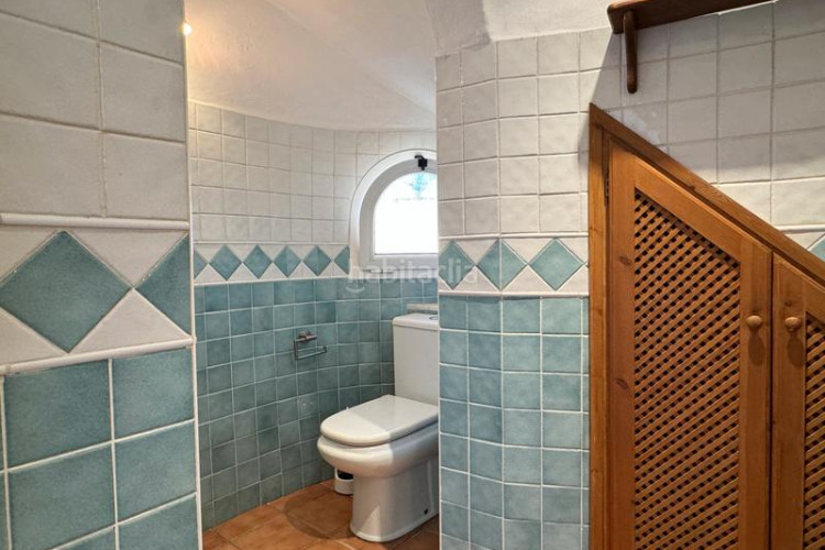 Casa en carrer muga 73 con piscina privada y vistas al mar panorámicas en Escala (L´)