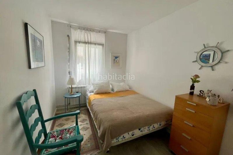 Piso dúplex exclusivo con espectaculares vistas al mar y solárium privado en Escala (L´)