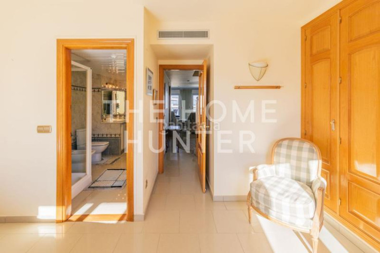Ático  de 214 m2 con vistas y terraza en venta en escala, l en Escala (L´)