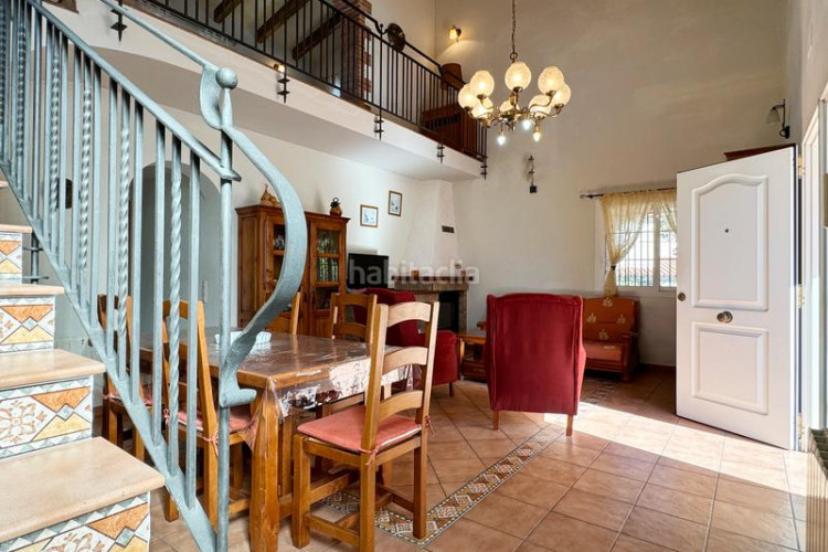 Casa en carrer muga 73 con piscina privada y vistas al mar panorámicas en Escala (L´)