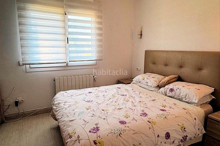 Chalet villa con piscina privada, de primera calidad en Escala (L´)