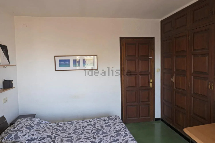Chalet adosado en avenida de Girona