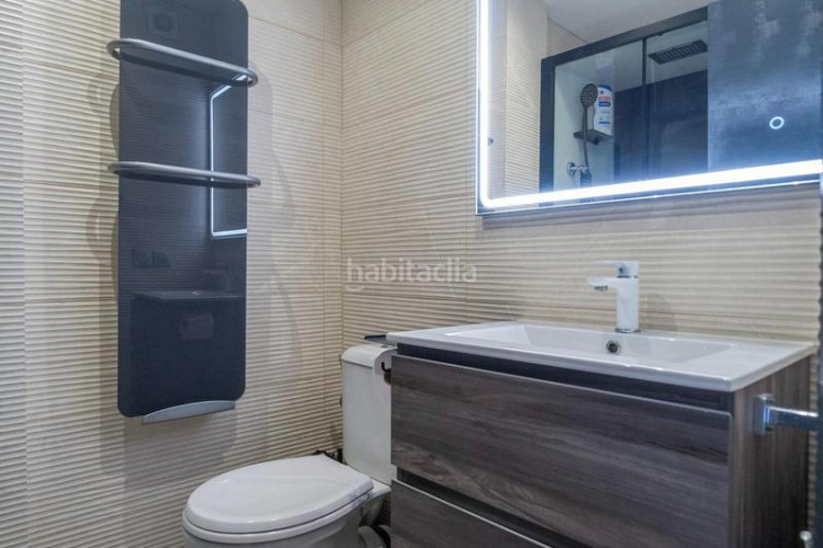 Apartamento piso con vistas al mar y a pocos pasos de la playa en Escala (L´)