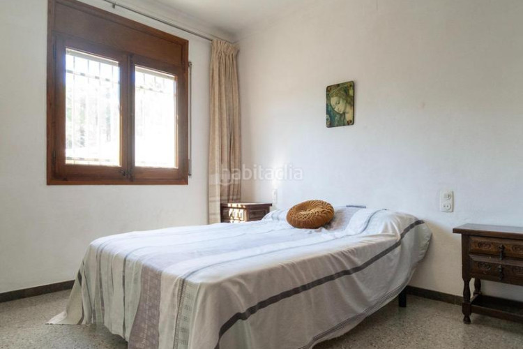 Casa  individual con jardín privado zona puig sec en Escala (L´)