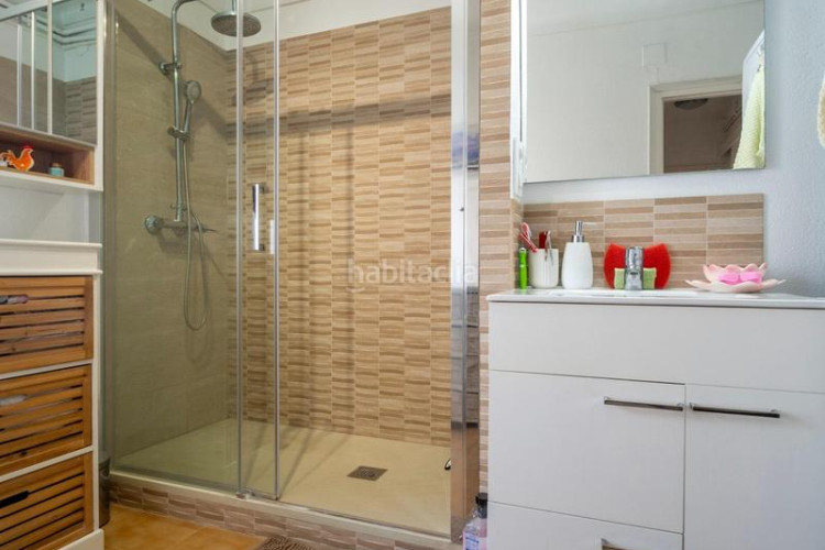 Casa  individual en excelente estado a 120m de la playa de Riells en Escala (L´)