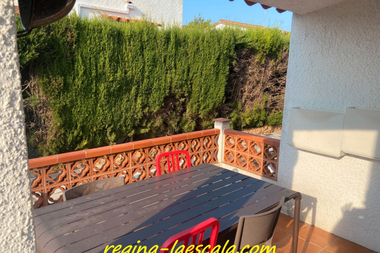 Carrer Fitora, Riells