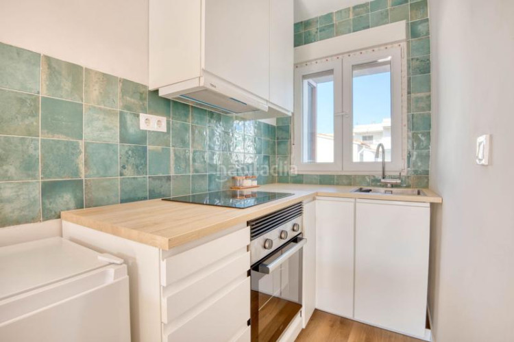 Apartamento en termes 8 apartamento reformado con parking en cala Montgó, lescala en Escala (L´)