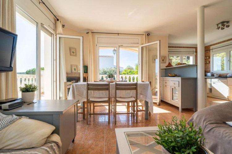 Casa  con vistas al mar en montgó con piscina, sauna y licencia turística en Escala (L´)