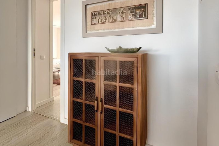 Piso dúplex exclusivo con espectaculares vistas al mar y solárium privado en Escala (L´)