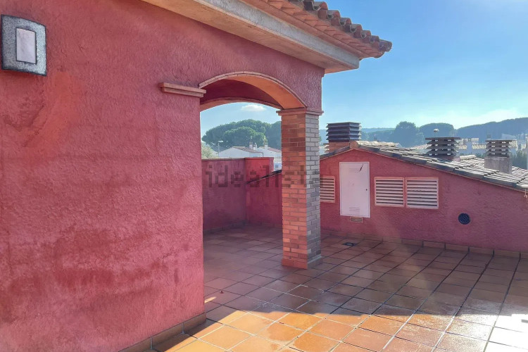 GRAN CASA EN VENTA A l'ESCALA - 500m de la playa de Riells