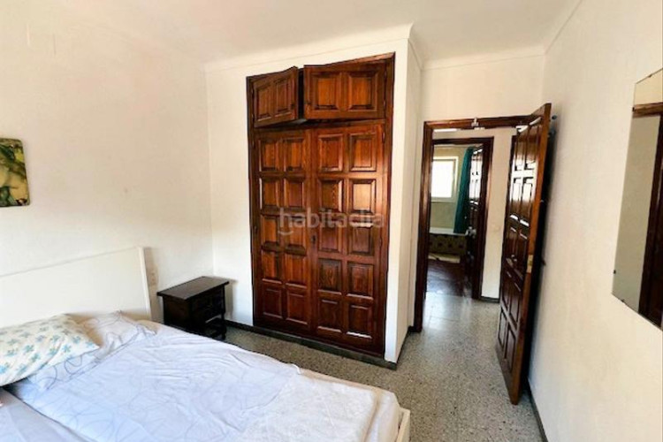Casa villa de 216m² con 5 dormitorios, 2 baños y piscina privada posible en Escala (L´)