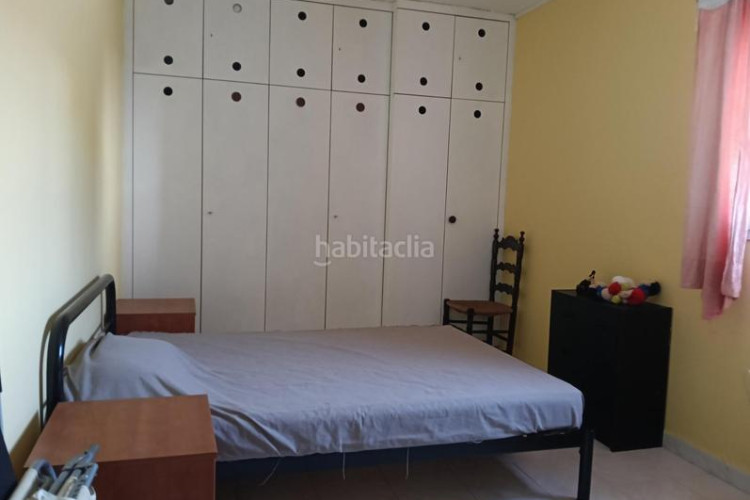 Chalet acogedor chalet esquinero con jardín y parking con posibilidad de piscina privada lescala costa brava en Escala (L´)