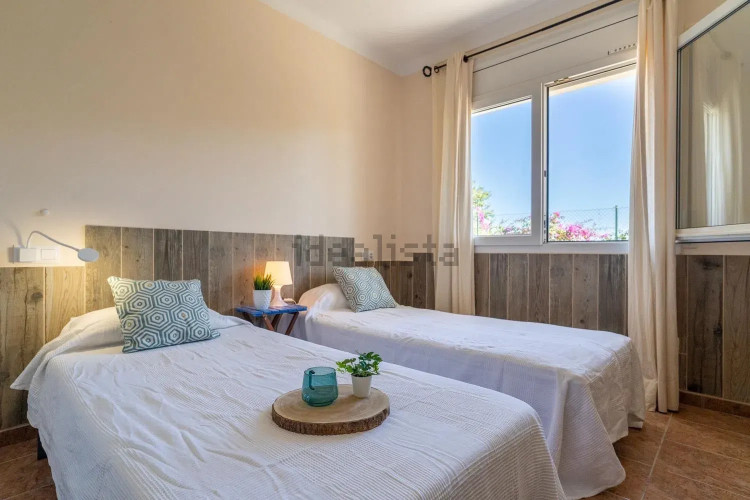 Casa independiente en Barrio Port - Les Planasses