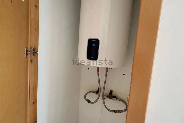 Precioso apartamento de planta baja frente el puerto de l'Escala!
