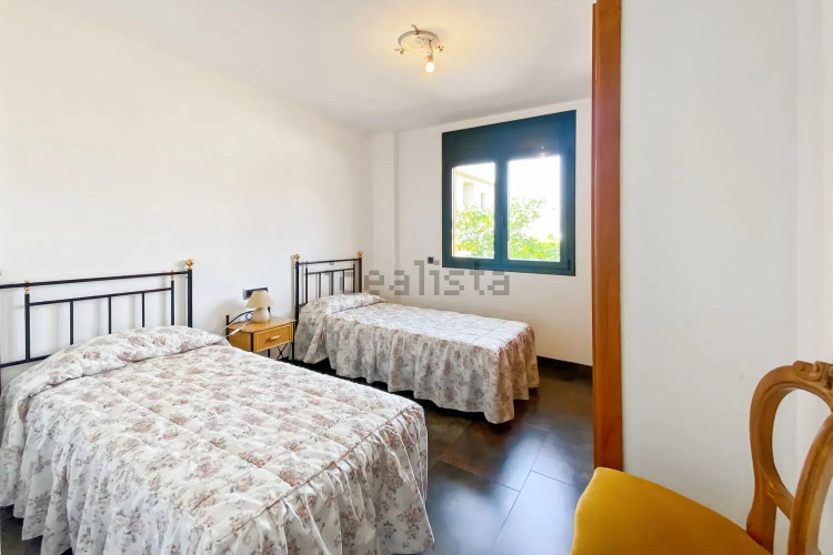 Chalet adosado en CL Salvia