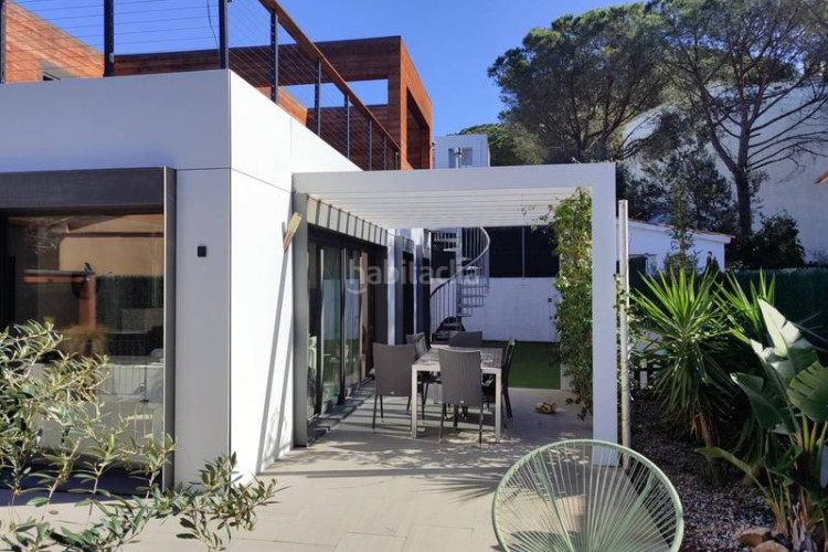 Chalet casa en venta en lescala en Montgó Escala (L´)