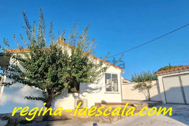 Casa independiente en Passatge Ter-3